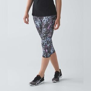 NWOT Lululemon Run: Top Speed Crop Full-On Luxtreme black blue pink purple